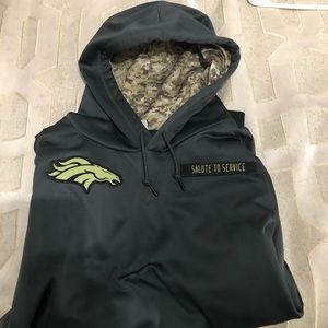 Broncos Nike Salute to Service XL sweatshirt